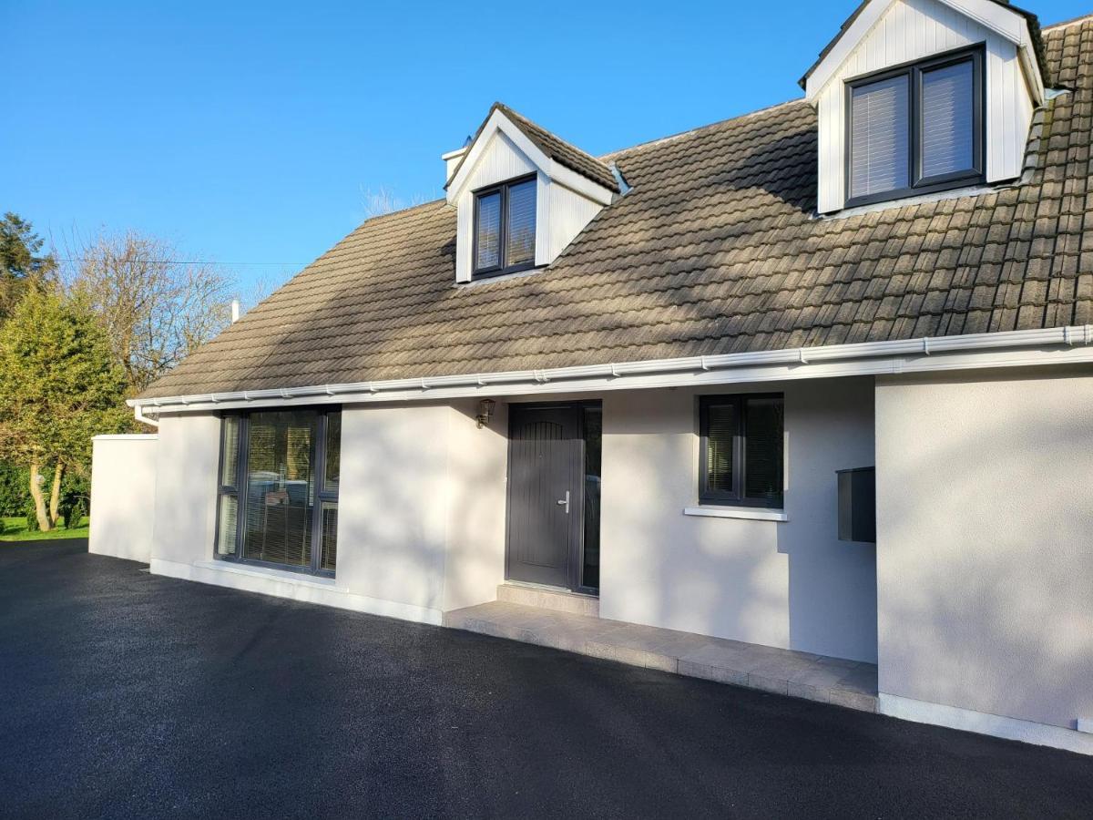 Millstream Cottage House & Apartment Waterford Eksteriør billede